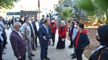 Vali, Gençlerle Buluştu