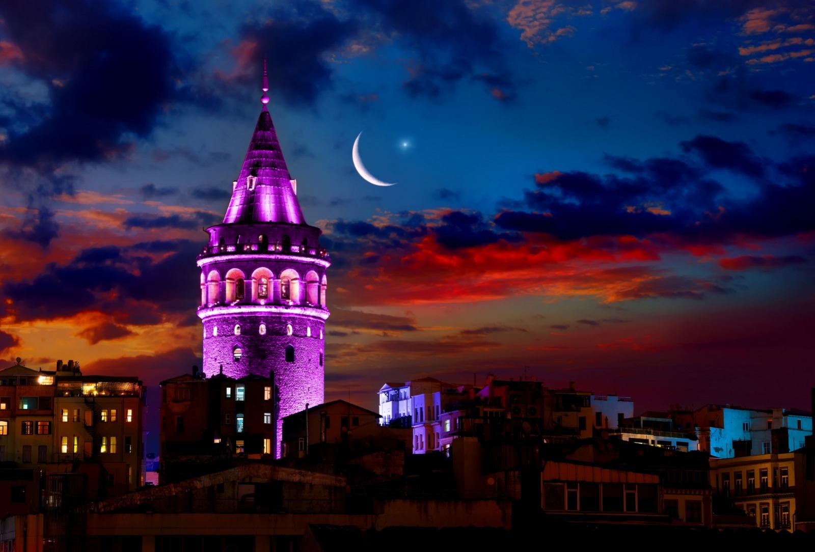 Türkiye’nin Sembol Yapıları Epilepsi İçin Mor Işıklandırıldı!