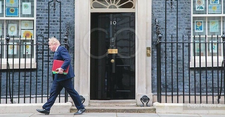 Boris Johnson hakkında “parti içi güvenoylaması”