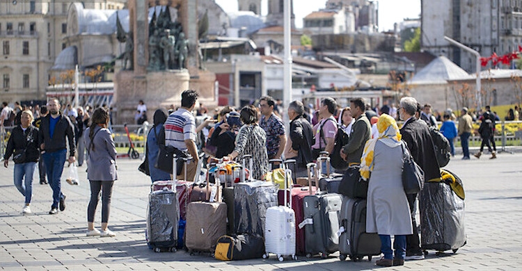 İstanbul’da 1,2 milyon yabancı var