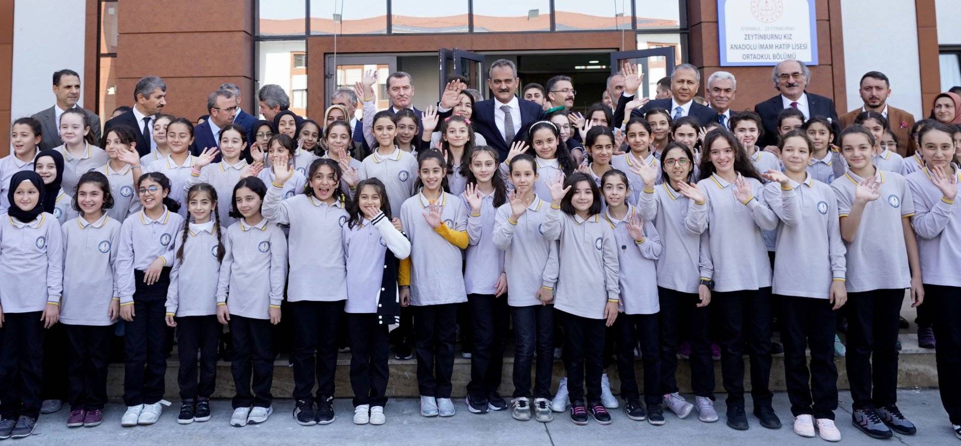 Zeytinburnu Kız İmam Hatip Lisesi Açıldı