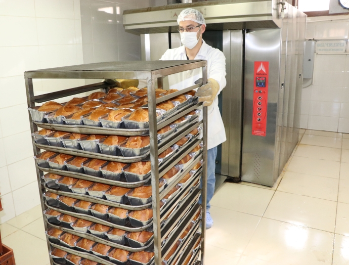Haliliye Belediyesi ile yılda 741 bin 680 Glutensiz ekmek üretiliyor