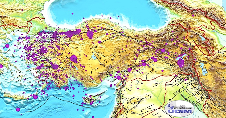 Türkiye’deki yıkıcı depremler