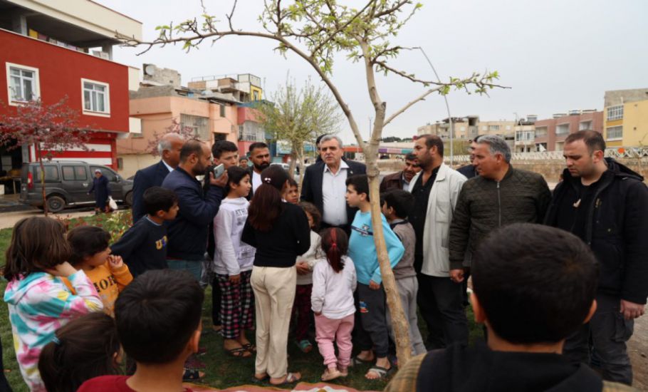 Başkan Beyazgül, “Yaraları Sarmak İçin Gece Gündüz Çalışıyoruz”