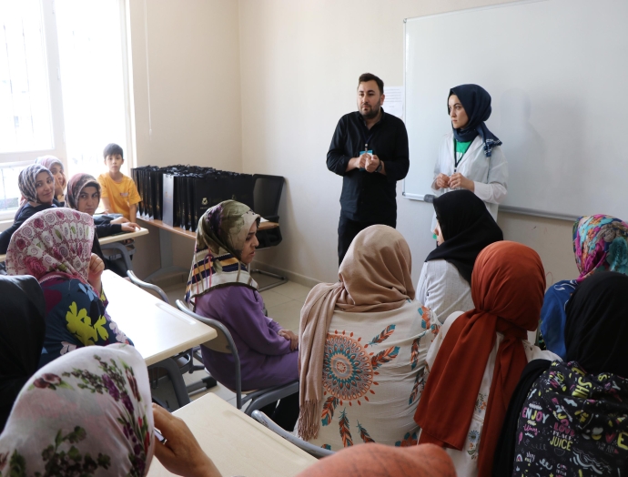 Haliliye’de uzman psikologlardan kadınlara eğitim
