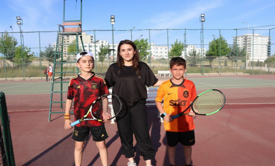 Büyükşehir’den 15 Temmuz Milli Birlik Günü Kapsamında Tenis Turnuvası
