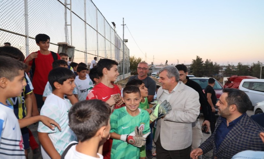 Şanlıurfa Büyükşehir Belediyesi’nden Esnafla El Ele Futbol Turnuvası