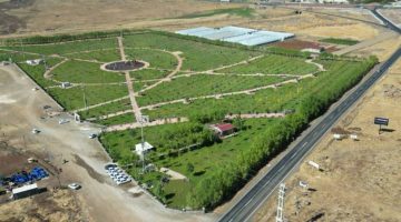 Büyükşehir belediyesi’nden Siverek ilçesinin 3 farklı noktasında park çalışması