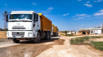 Harran’da Bismillah diyerek mahalle içi asfalt sezonunu açıldı