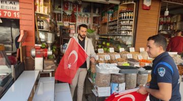 Eyyübiye Bayraklarla Donatıldı