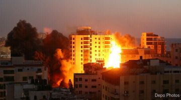 İsrail hastane bombaladı