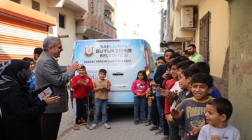 Başkan Beyazgül Ev Ziyaretleriyle Gönüllere Taht Kurdu