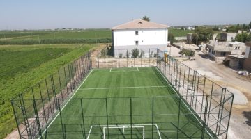 Başkan Canpolat: 21 adet halı sahayı gençlerimizin hizmetine sunduk