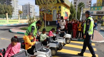 Haliliye çocuk çocuk eğitim parkı ile bilinçli nesil yetişiyor