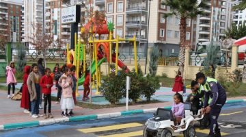 Çocuklar Haliliye Belediyesi trafik eğitim parkıyla öğreniyor
