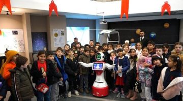 Karaköprü’de Çocuklara Uzay Bilimi Ve Yeni Nesil Teknoloji Tanıtılıyor
