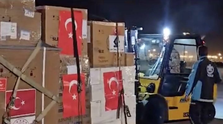 Gazze’ye Sağlık Yardımları Devam Ediyor