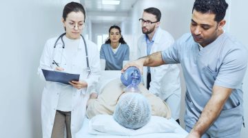 Sağlık Özel Sektörün Tekeline Mi Bırakılıyor ?