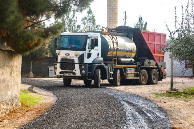 Başkan Özyavuz Meydankapı’da Devam Eden Asfalt Çalışmalarını İnceledi