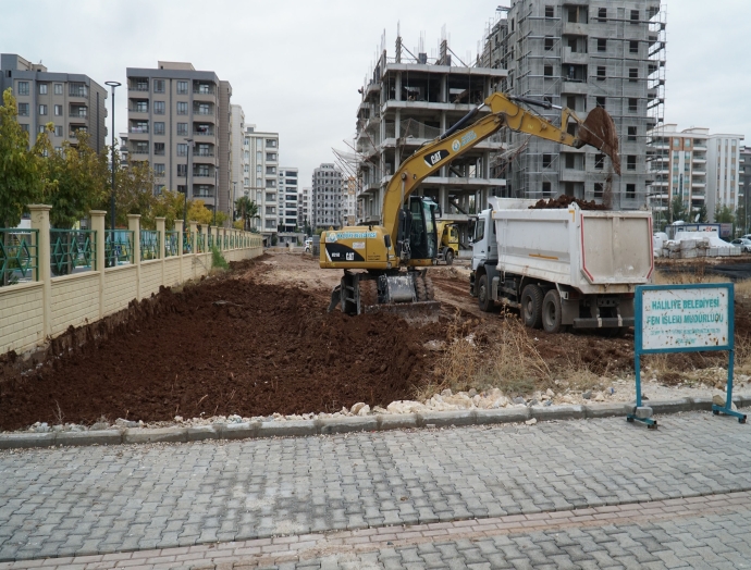 Haliliye Belediyesi 4 mahallede üst yapı çalışmalarını sürdürüyor