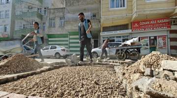 Eyyübiye’de Dokuz Mahallede Sokak Yenileme Çalışması