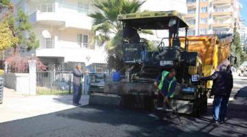 Karaköprü İlçesinde Yollar Yenileniyor