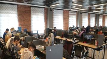 Başkan Canpolat ile gençler için eğitim seferberliği sürüyor