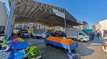Kapalı Semt Pazarları Esnafın Yüzünü Güldürdü