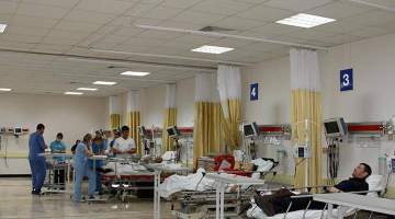 Dokuz Eylül Üniversitesi Hastanesi Acil Servisi S.O.S. Veriyor !