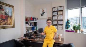 Op. Dr. Cenk Melikoğlu: Erkekte meme büyümesi tedavisinde son trendler