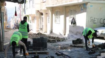 Haliliye’de üst yapı çalışmaları yolların konforunu artırıyor