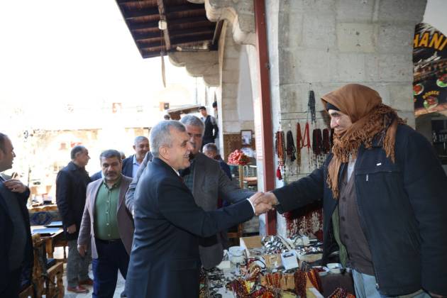 AK Aday Beyazgül’den Esnaf Ziyareti