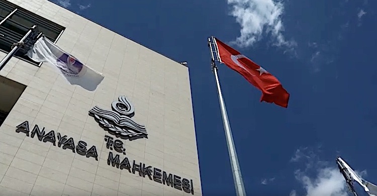 Anayasa Mahkemesi’nin Mihr Vakfı kararı