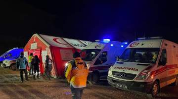 Bakan Koca, Toprak Kayan Alanda Alınan Önlemleri Açıkladı