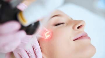 Cilt Lekesi Kronik Bir Hastalıktır ve Kişiye Özel Tedavi Gerektirir