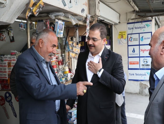 Başkan Canpolat halka iç içe