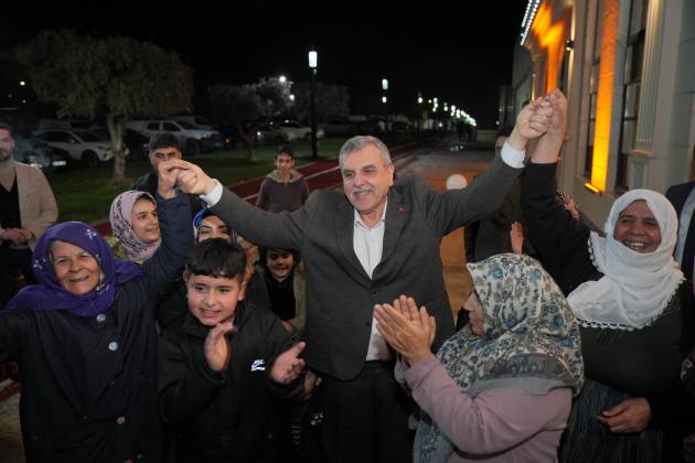 Başkan Beyazgül Şehre Kazandırdı İlk Sahuru İhtiyaç Sahipleriyle Yaptı