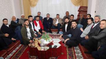 Başkan Baydilli vatandaşlara yeni dönemdeki Karaköprü’yü anlatıyor