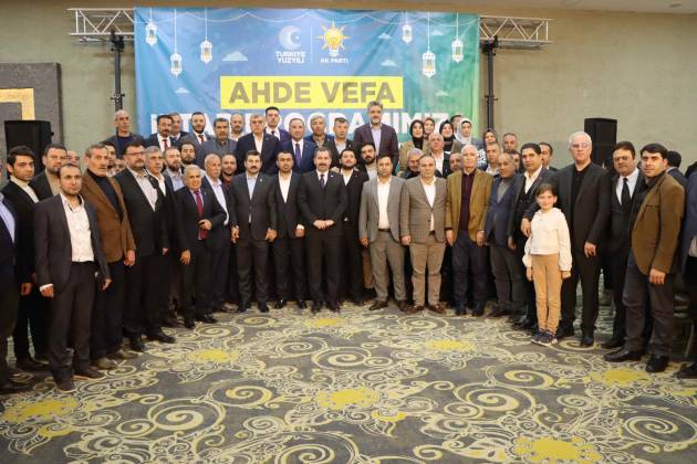 Karaköprü’de Ahde Vefa İftarıyla Gönüller Birleşti