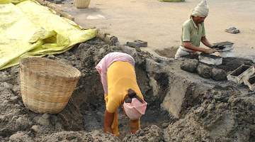 Zorla çalıştırmadan elde edilen gelir yüzde 37 arttı