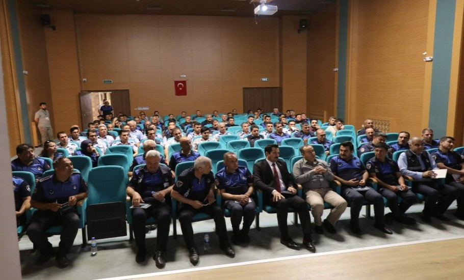 Büyükşehir’den Zabıta Ekiplerine Seminer