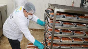 Haliliye Belediyesi günlük Glutensiz ekmek üretimini sürdürüyor