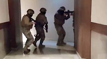 Interpol’ün aradığı suçlular Türkiye’de yakalandı