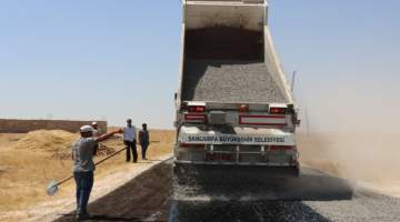 Büyükşehir’den Tarihi Harran İlçesinde Asfalt Çalışması
