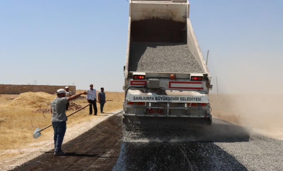 Büyükşehir’den Tarihi Harran İlçesinde Asfalt Çalışması