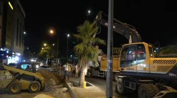 Topçu Meydanı’nda Ağaçlandırma Çalışması