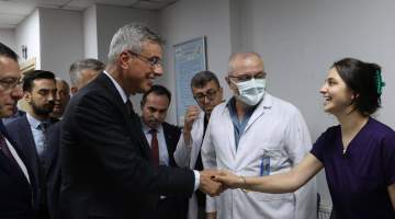 Memişoğlu, “Sizleri Mutlu Edeceğiz ki Hastalarımız Mutlu Olsun!”