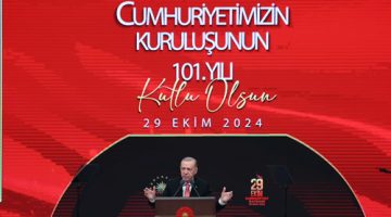 “Bu millet küllerinden yeniden doğmayı başarmış asil bir millettir”