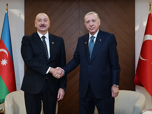 Cumhurbaşkanı Erdoğan, Azerbaycan Cumhurbaşkanı Aliyev Ile Görüştü