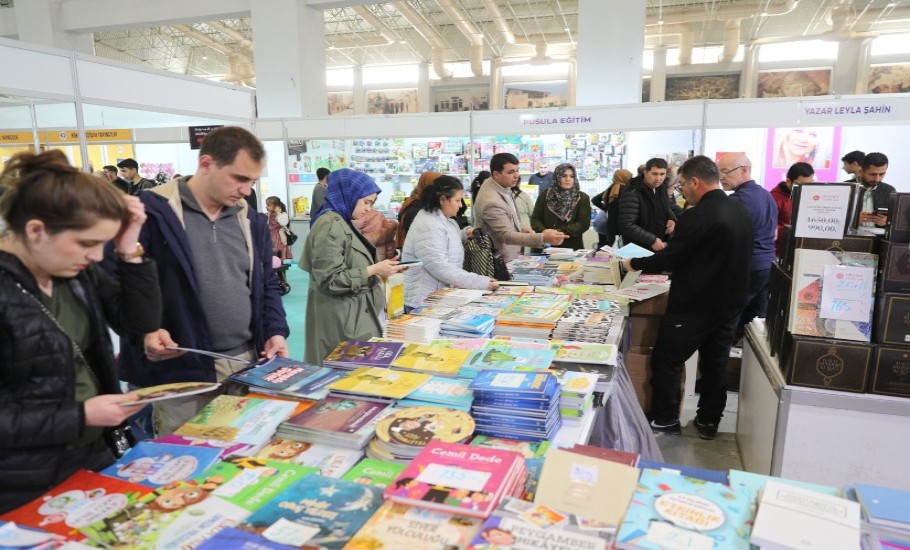 Şanlıurfa Kitap Fuarı Kültür Şölenine Dönüştü